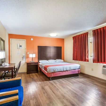 Motel 6-Washington, Dc - Convention Center Bagian luar foto