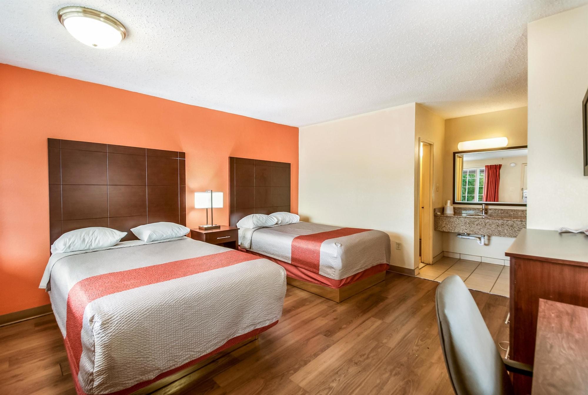 Motel 6-Washington, Dc - Convention Center Bagian luar foto