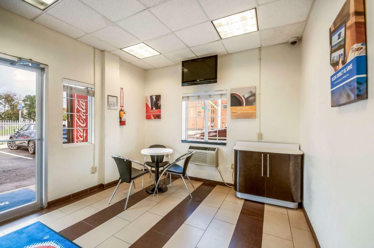 Motel 6-Washington, Dc - Convention Center Bagian luar foto